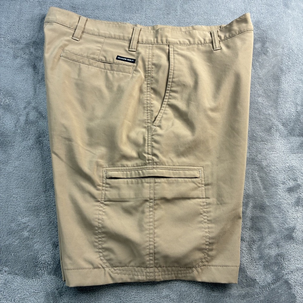 Chaps 78 Golf Shorts Men's 32x8 Beige Flat Front Zip Pockets Stretch Golf Active